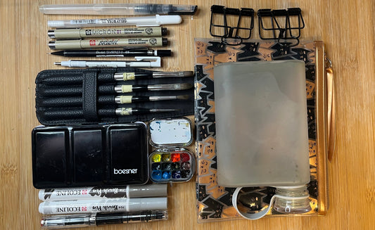 My urban sketching essentials - what I have with me at location